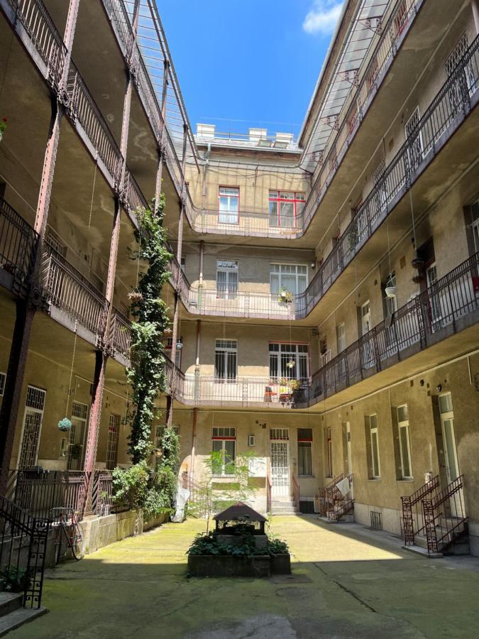 Palace District Rooms بودابست المظهر الخارجي الصورة